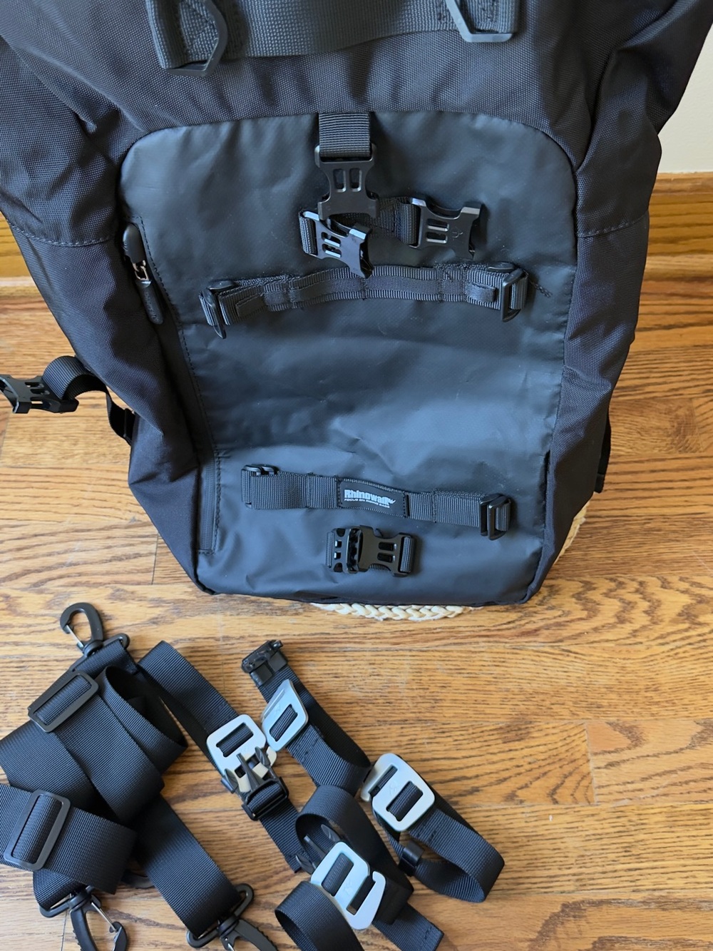 Rhinowalk 30L Riding Bags MT21630
1 time used
